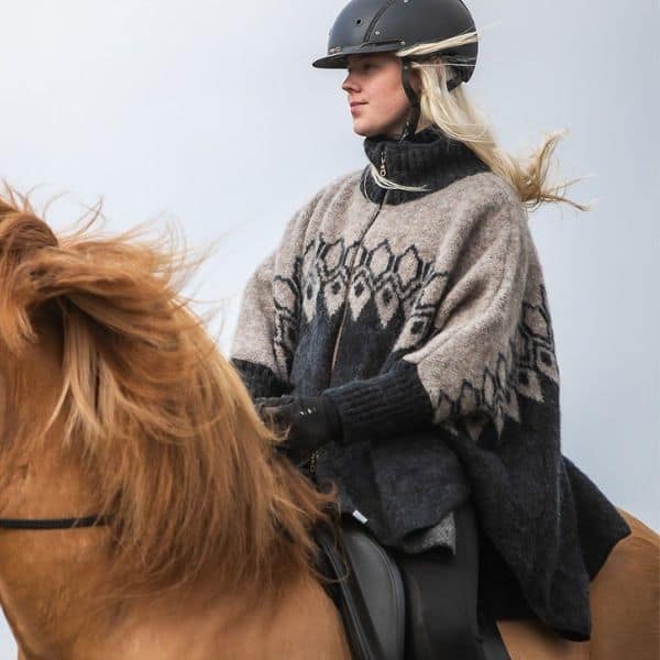 Kidka Isar poncho Kidka Isar poncho